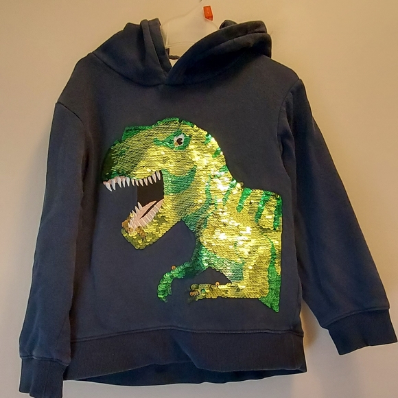 Kids 4T - 6T hoodie with army green pants - Picture 2 of 7